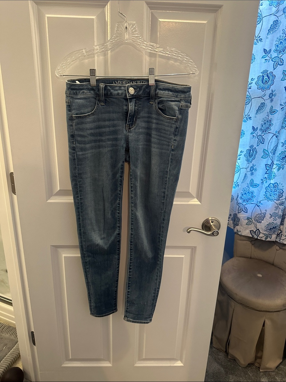 American Eagle Outfitters Skinny Jeans in Blue Wash
